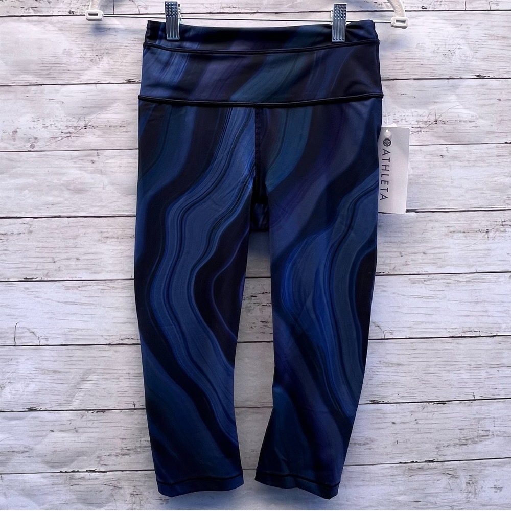 NEW Size XS Athleta Accelerate Geode Crop Blue High Rise Capri Leggings - Picture 1 of 10
